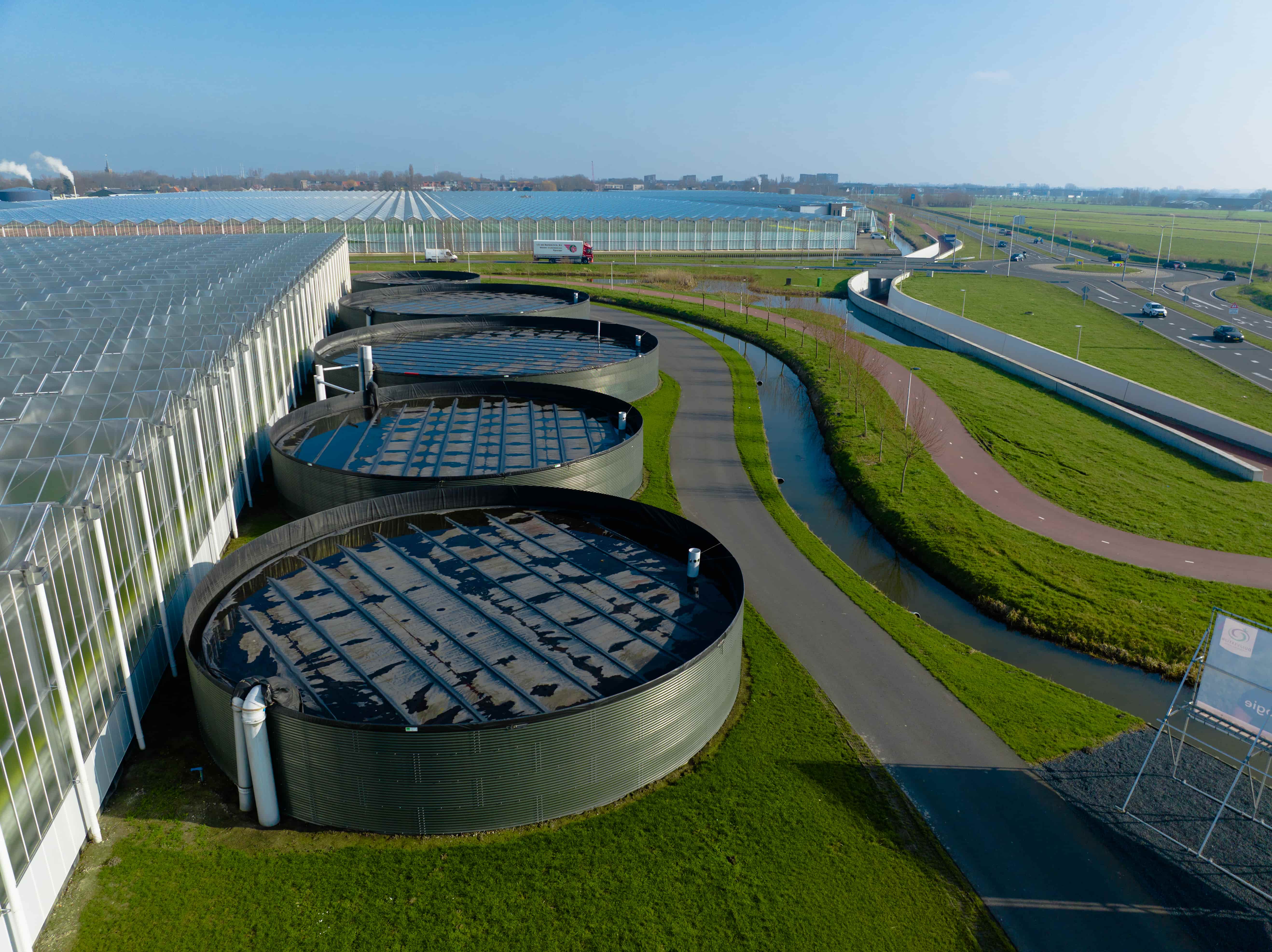 Watersilo’s en waterbassins van Genap Silofloat Watersilo’s en waterbassins van Genap Silofloat